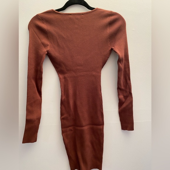 NWT Hera Collection Sexy Brown knit Bodycon Mini Dress with snap button Neck - Picture 8 of 11